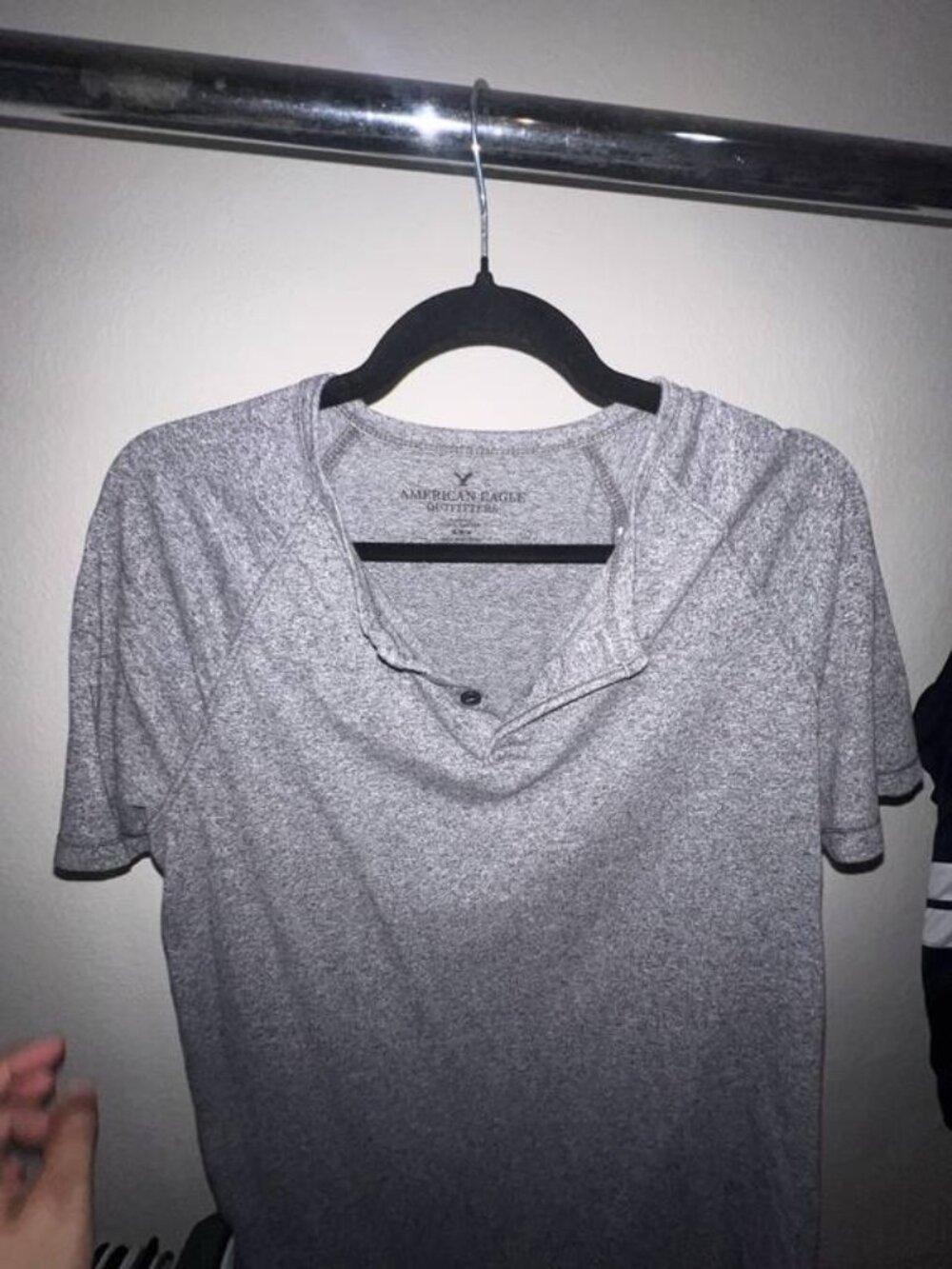 American Eagle Gray Henley Short Sleeve Tee